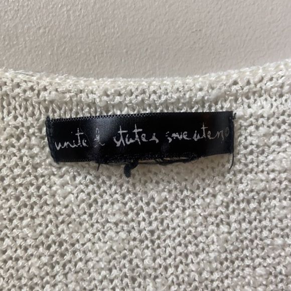 United States Sweaters Color Block V—Neck T-Shirt - Picture 3 of 7